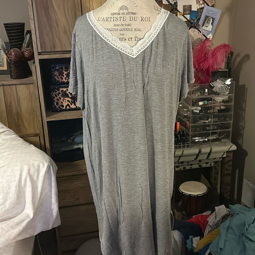 Latuza Gray & White Lace Nightgown - XL